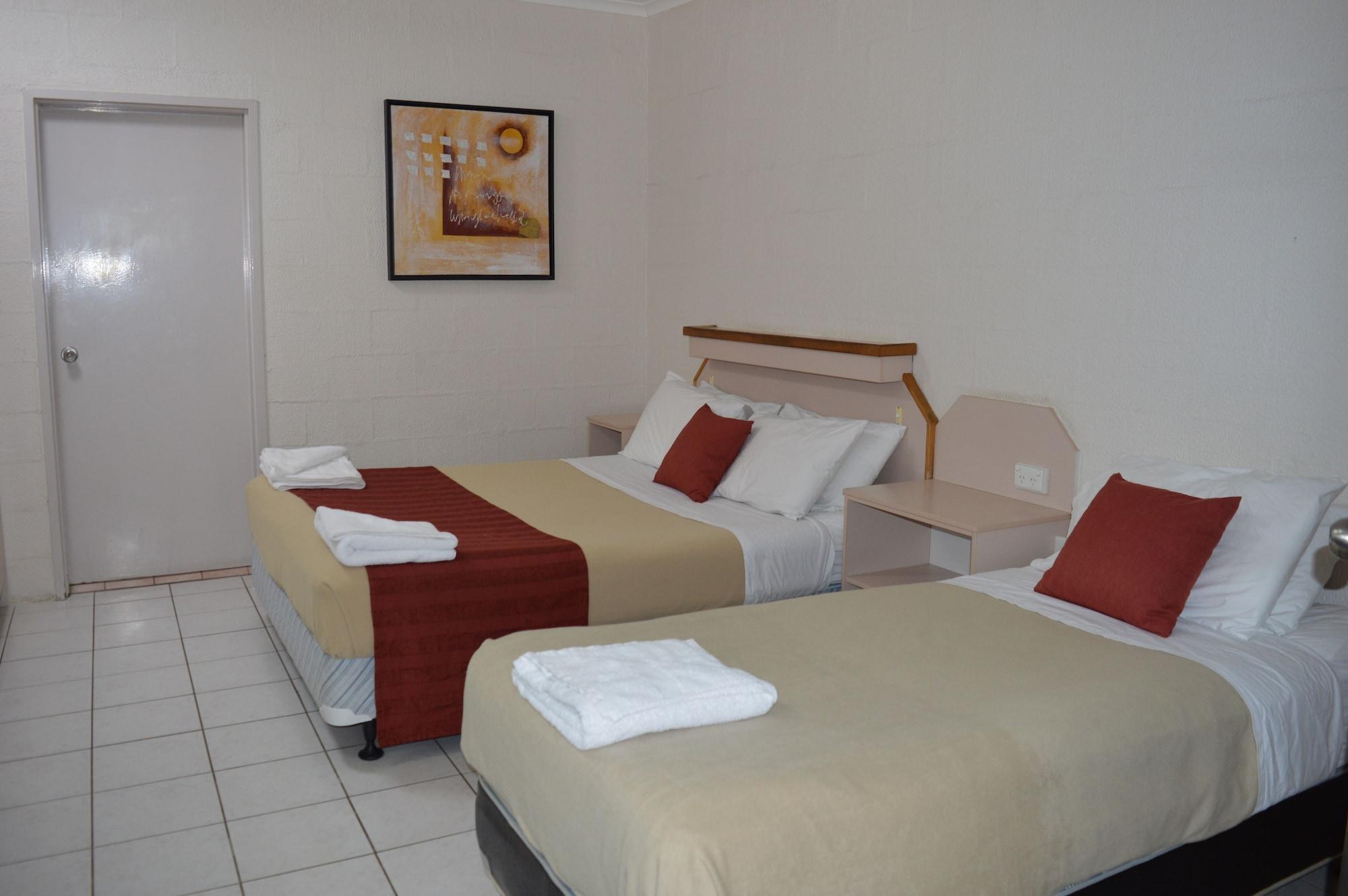 Mid City Motor Inn Gladstone Bagian luar foto